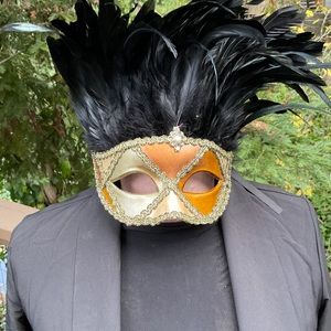 Black Feather Metallic Gold Mardi Gras Festival Mask