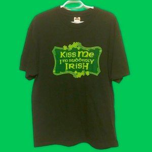 Kiss me I’m suddenly Irish T-shirt Large