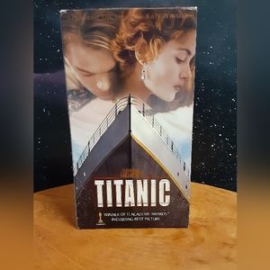 3 PK VHS Titanic 2Pk, Saving Private Ryan Limited Edition 2Pk, A Knights Tale