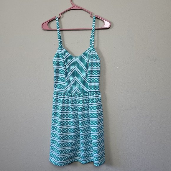 BeBop Women's Size M Spaghetti Strap Mini Dress Teal Blue Chevron Dot Pattern - Picture 1 of 6