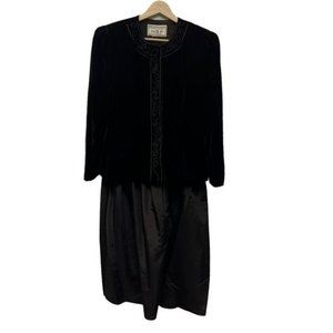 Donna Morgan for NSP Vintage 80's Velvet and Taffeta Special Occasion Dress