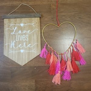 Bundle of Love Wall Decorations