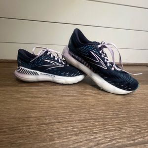 Women's Brooks Glycerin GTS 20 navy/purple