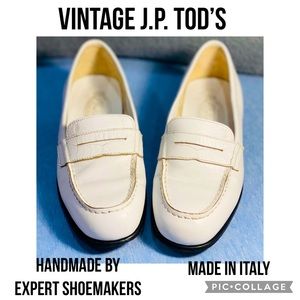 JP TOD’S White Leather Penny Loafers Vintage Size 4.5 Made in Italy