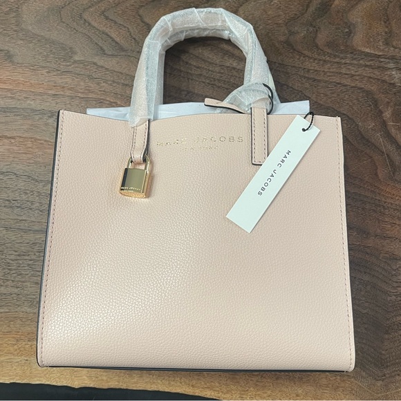 NWT MARC JACOBS MINI LEATHER PEACH WHIP GOLD HARDWARE SMALL TOTE (retail $350) - Picture 1 of 13