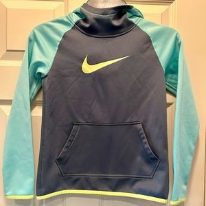 Nike Pullover Hoodie Size Youth Small