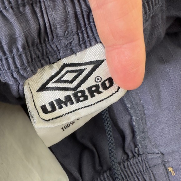 Vintage 90s Umbro Shorts High Waisted Men's Medium Cargo Athletic Gray - Picture 4 of 5