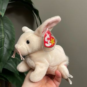 Vintage 1999 TY Beanie Baby Nibbler Bunny Rabbit Retired Plush