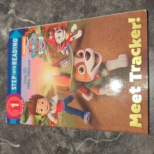 Paw Patrol Level 1 step into reading book with stickers