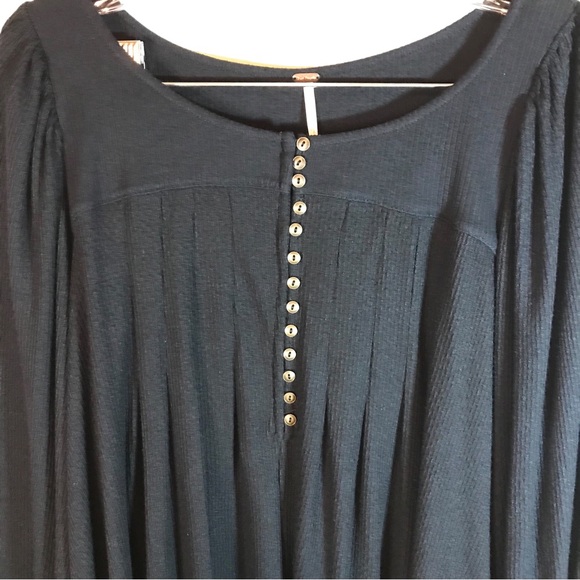 Free people Devin textured knit blouse puff sleeve Boho peasant babydoll Size M - Picture 2 of 13