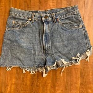 Distressed Levi’s Shorts​