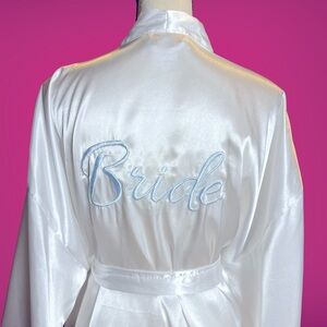 Línea Donatella White Bridal Satin Robe Light Blue BRIDE Spell Out Size XL
