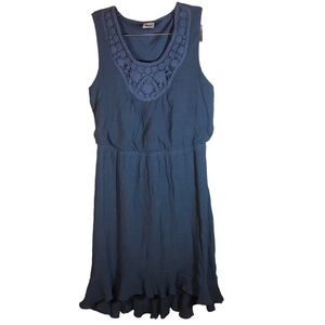 Wrangler women’s sleeveless midi length dress size M blue crochet neckline lined