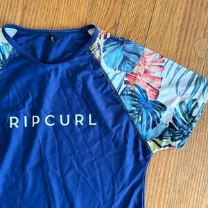 Girl’s Ripcurl swim shirt