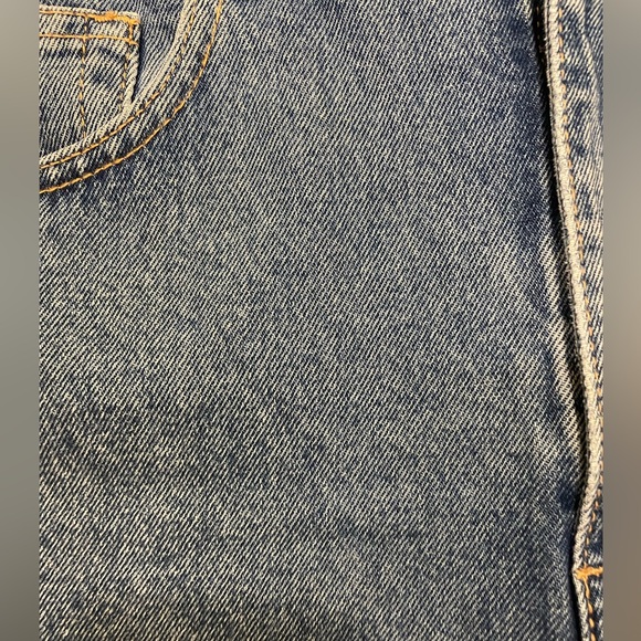 Zara High Waisted Mom Fit Denim Shorts - Picture 2 of 6