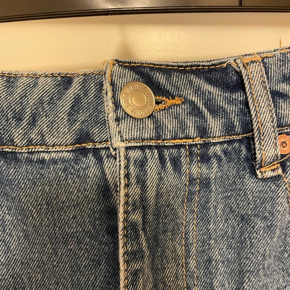 Zara High Waisted Mom Fit Denim Shorts - Picture 3 of 6