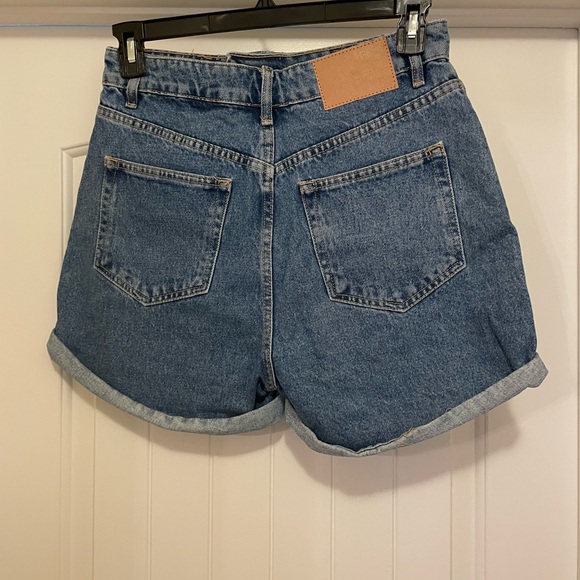 Zara High Waisted Mom Fit Denim Shorts - Picture 6 of 6