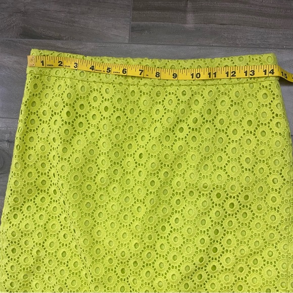 J. Crew Eyelet No. 2 Pencil Skirt Neon Kiwi - Picture 7 of 8