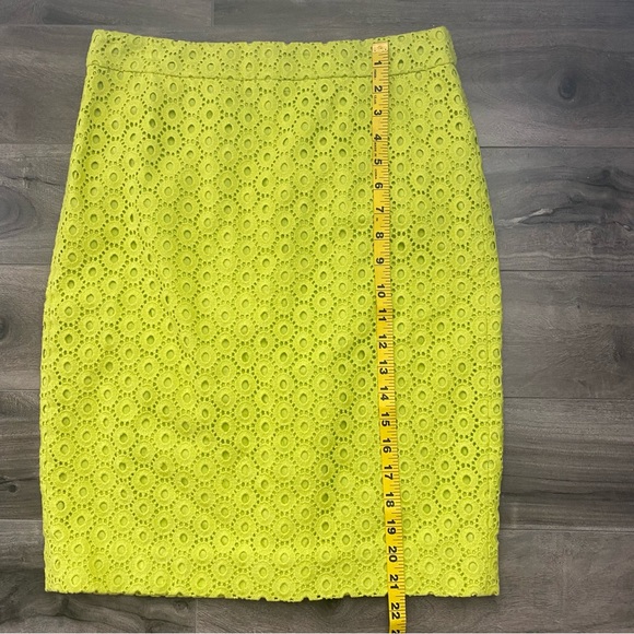 J. Crew Eyelet No. 2 Pencil Skirt Neon Kiwi - Picture 8 of 8