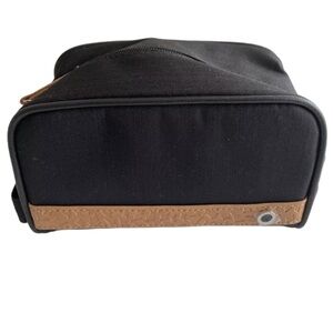 Bvlgari Emirates Men Amenity Kit bag for your toiletry