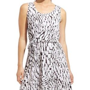 New Athleta Printed Sweet Saturday Dress, Black/White, size S lined