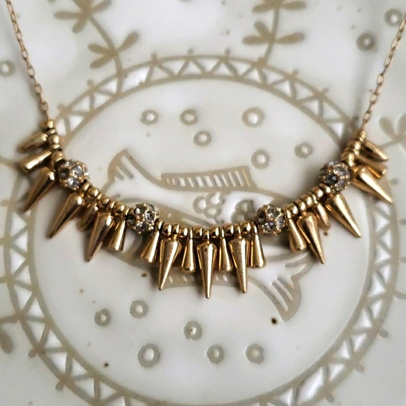 Stella & Dot Renegade Cluster Necklace - Picture 1 of 6