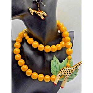 Vintage Wooden Yellow Bead Giraffe Necklace and Earring Set rare