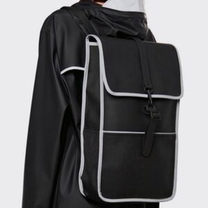 RAINS BACKPACK REFLECTIVE | 70 BLACK REFLECTIVE ONE SIZE