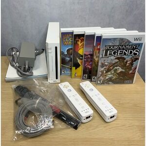 Nintendo WII Console Controllers & Games Bundle