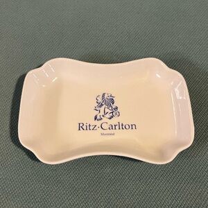 Hotel Ritz-Carlton Montreal Limoges Soap Dish Tray Porcelain Lion Crest France