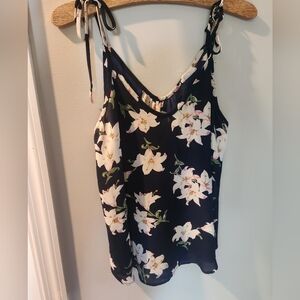 Floral flowy tank top women's medium navy blue