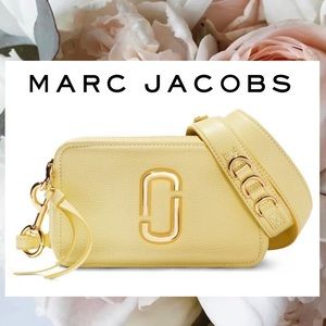 The Marc Jacobs Meringue Softshot Bag