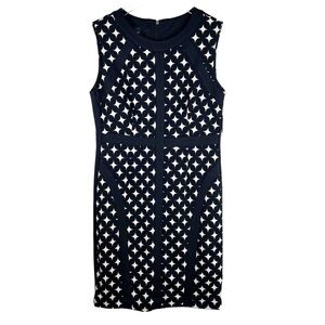 DONNA MORGAN 12 Petite High crewneck Sleeveless Shift Dress