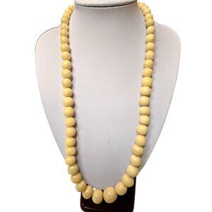 Vintage White Coral Necklace Graduated Round Beads 1940s 26 inches and 122 g