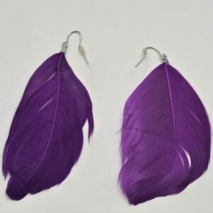 ⭐️40% Off⭐️ Purple Feather Earrings