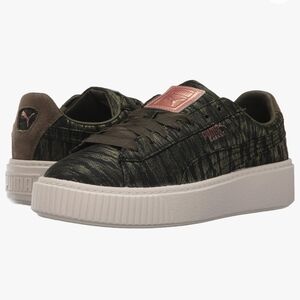 ⭐️40% Off⭐️ Puma Womens Basket Vr Platform Sneakers