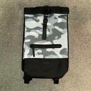 Rains Backpack NWT