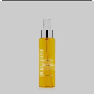 Brand New Skinn Facial Cleansing Oil