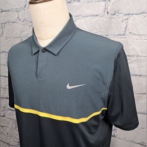 Nike Tiger Woods Collection Men's Golf Polo Snap Buttons HQ Dri-Fit PGA Medium