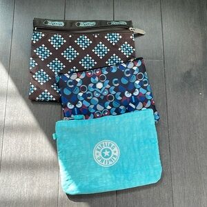 Bundle of 3 pouches