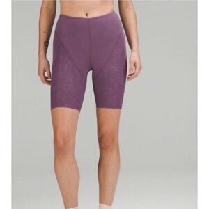 lululemon lab Embossed Nulu Yoga Short 8" Tracer Print Emboss Dusty Amethyst Sz2