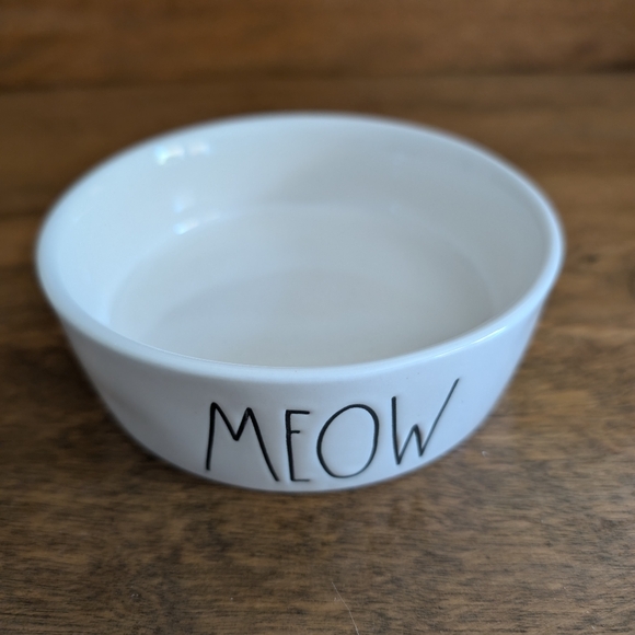 Rae Dunn MEOW cat dish NWOT - Picture 3 of 3