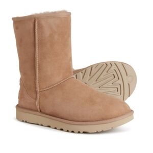 NEW UGG Classic Short II Boots - Women's