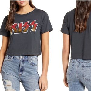 Kiss Black Wash Gold Logo Cropped Tee Shirt Women’s Size Large