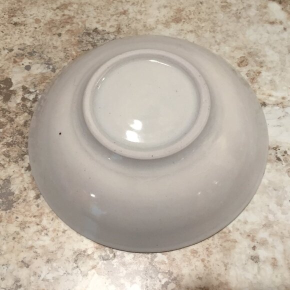 Pottery Dish with Lid - Picture 4 of 5