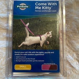 ⭐️Host Pick⭐️ Come with me Kitty size small Pink Harness and Bungee Leas…