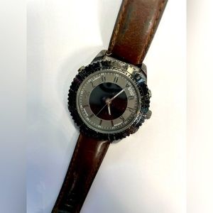 Zoo York Brand Vintage Mens Leather Wrist Watch Timepiece Work Business office