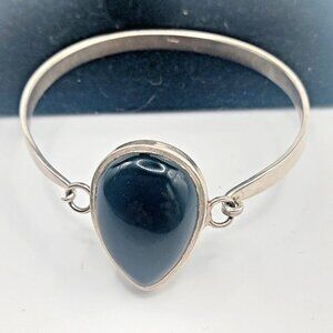 Sterling and Black Onyx Bangle 1.25" teardrop stone Bracelet marked 925  7.5 in