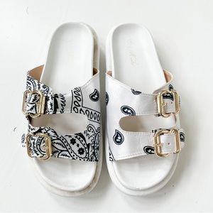 Mata “Real Deal” White Bandana Print Slide Sandals