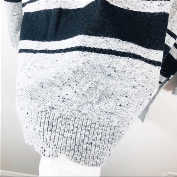 Vince Camuto gray and black confetti stripe sweater XLarge Like New - Picture 3 of 5